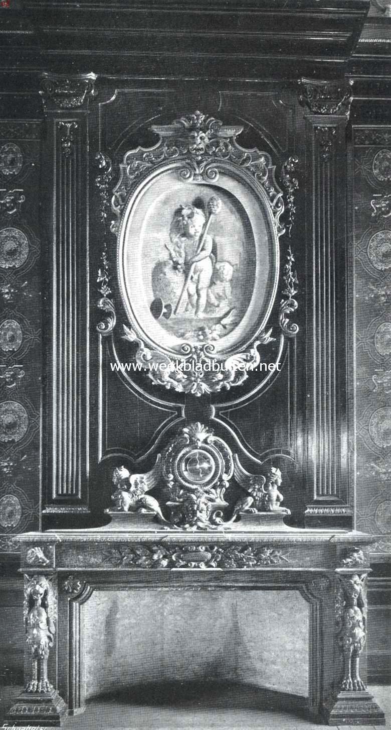Oud-Poelgeest. De schoorsteen in de eetzaal