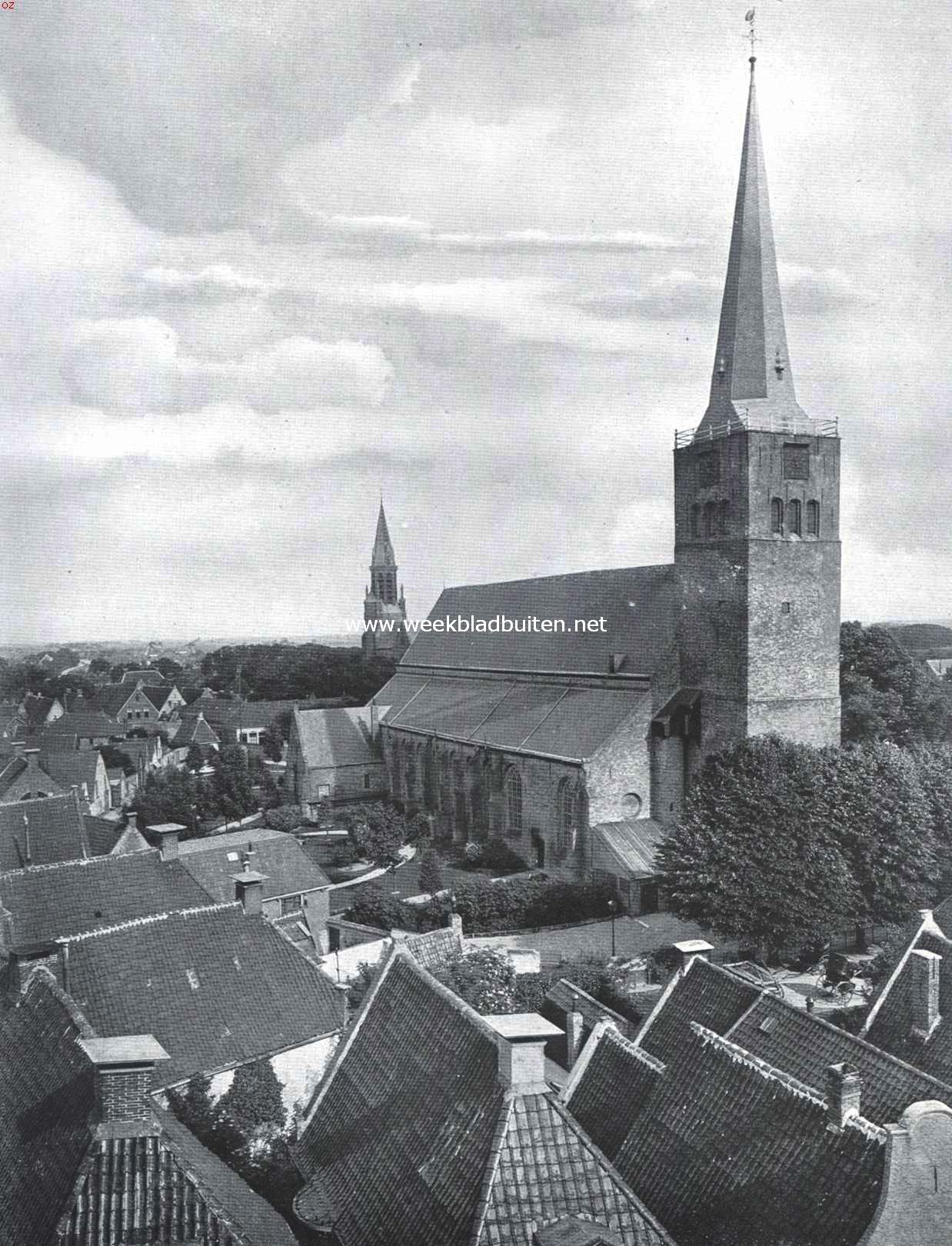 Gezicht uit den stadhuistoren op de Groote Kerk te Franeker