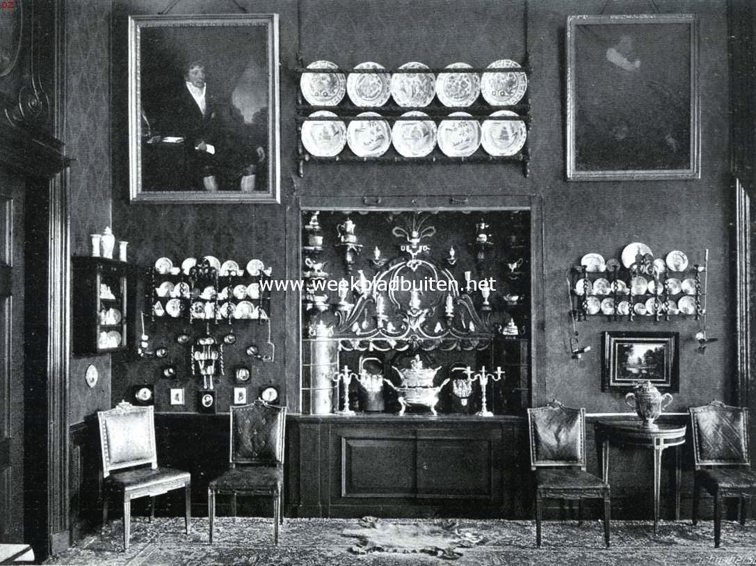 Het Huis Eerde. Het Overijsselsch buffet in de eetkamer