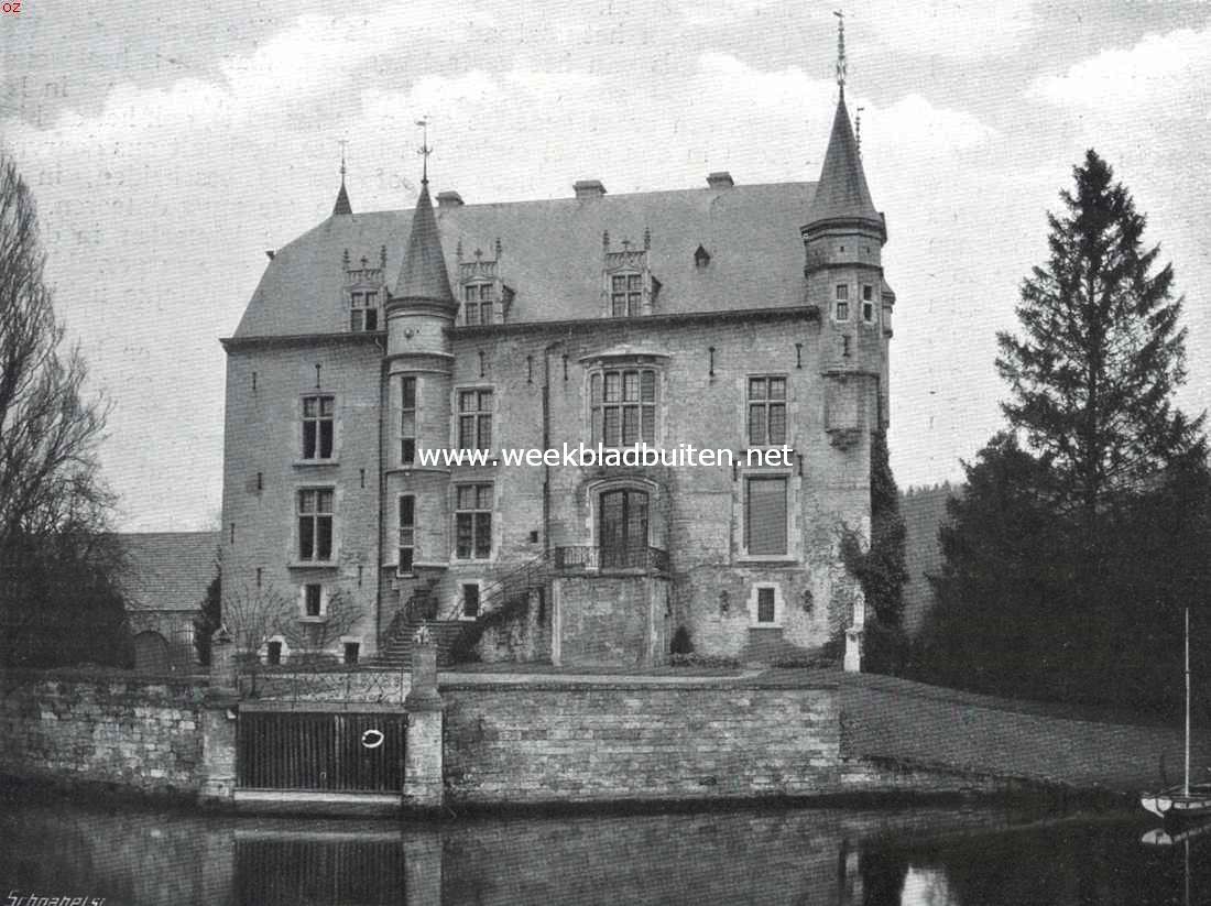 Het kasteel Chaloen. Voorzijde