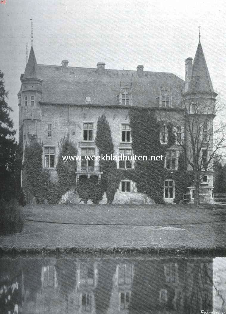 Het kasteel Chaloen. Achterzijde