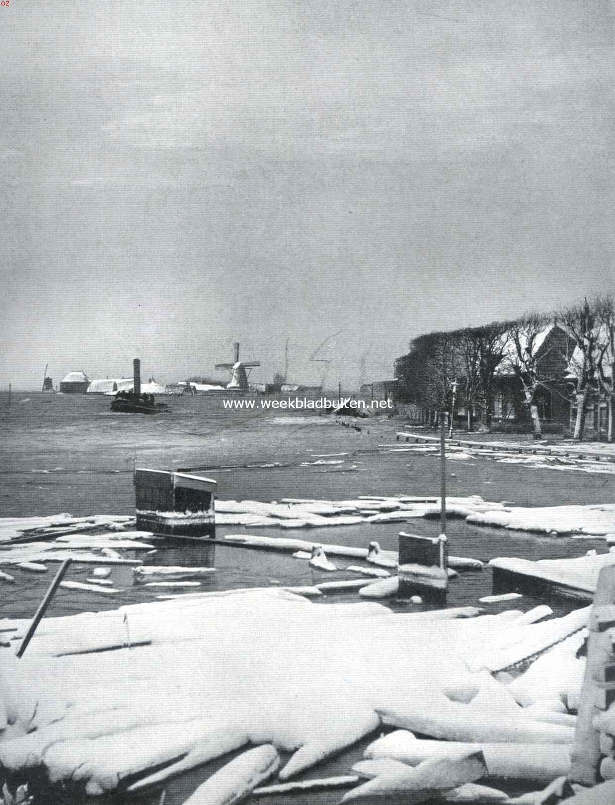Wintergezicht bij overstroomd Buiksloot