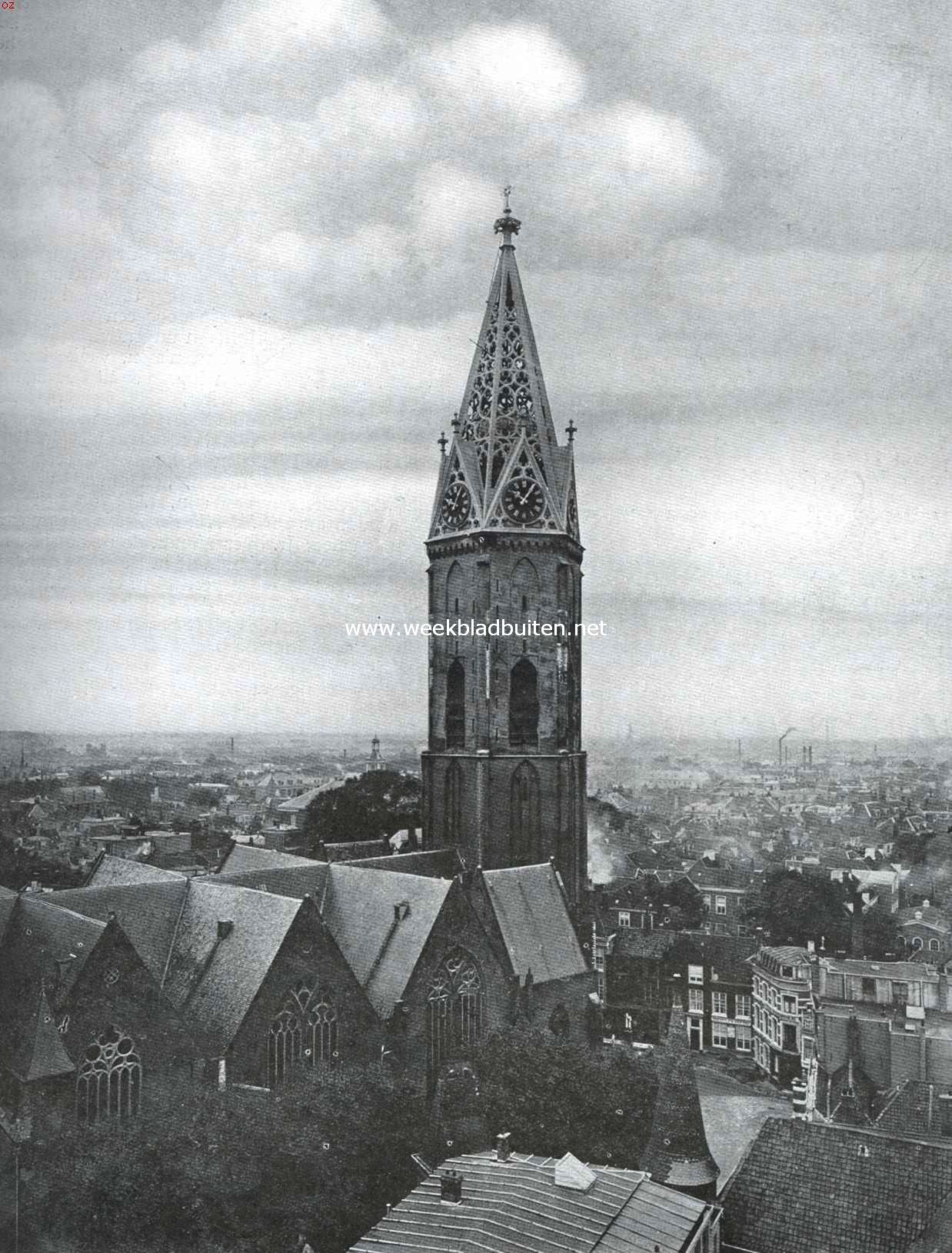 De toren der Groote- of St. Jacobskerk te 's-Gravenhage
