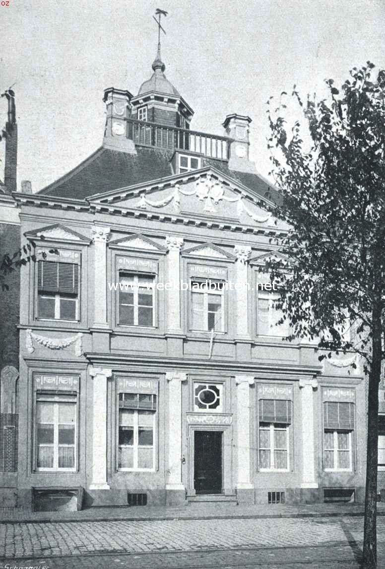 Twee steden van Walcheren. Het gebouw van het Nederlandsche Loodswezen te Vlissingen. In 1646 gesticht door de Gebrs. Lampsens