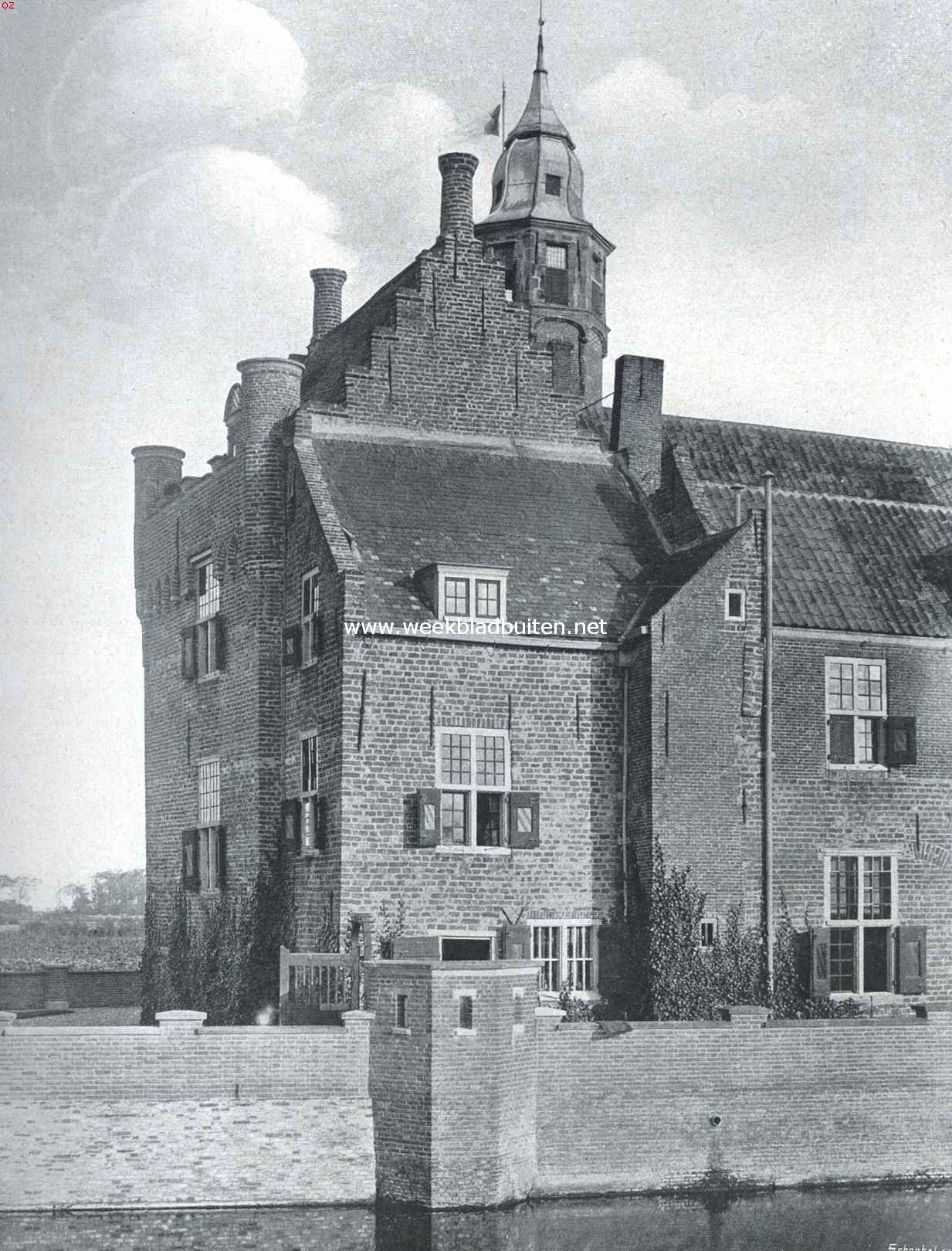 Het Slot Moermond bij Renesse op Schouwen. Gezien van het westen, na de restauratie van 1910-1911