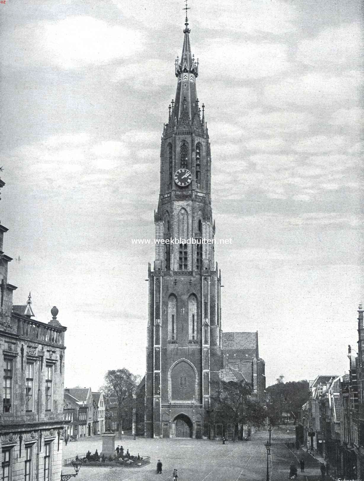 De Groote Markt te Delft met den toren der Nieuwe- of St. Ursulakerk