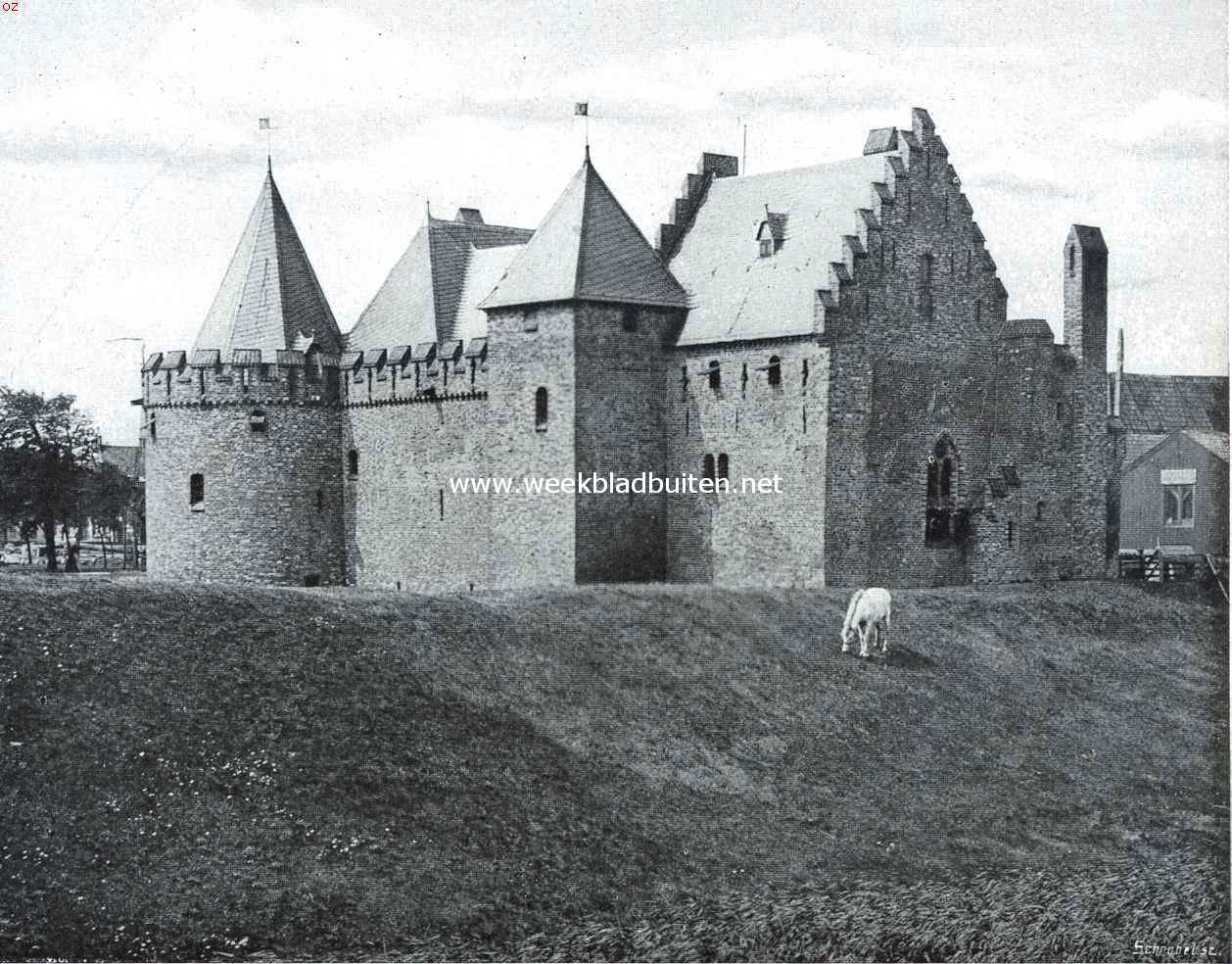 Medemblik de oudste. Het kasteel van Medemblik, gezien van het zuidoosten, thans