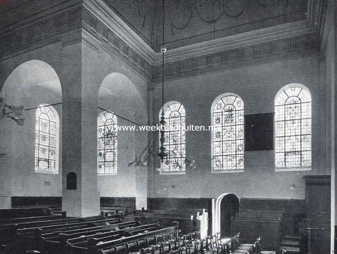 De Hervormde Renaissance-kerken in Nederland. Een vijftal gekleurde ramen in de kerk te Oudshoorn