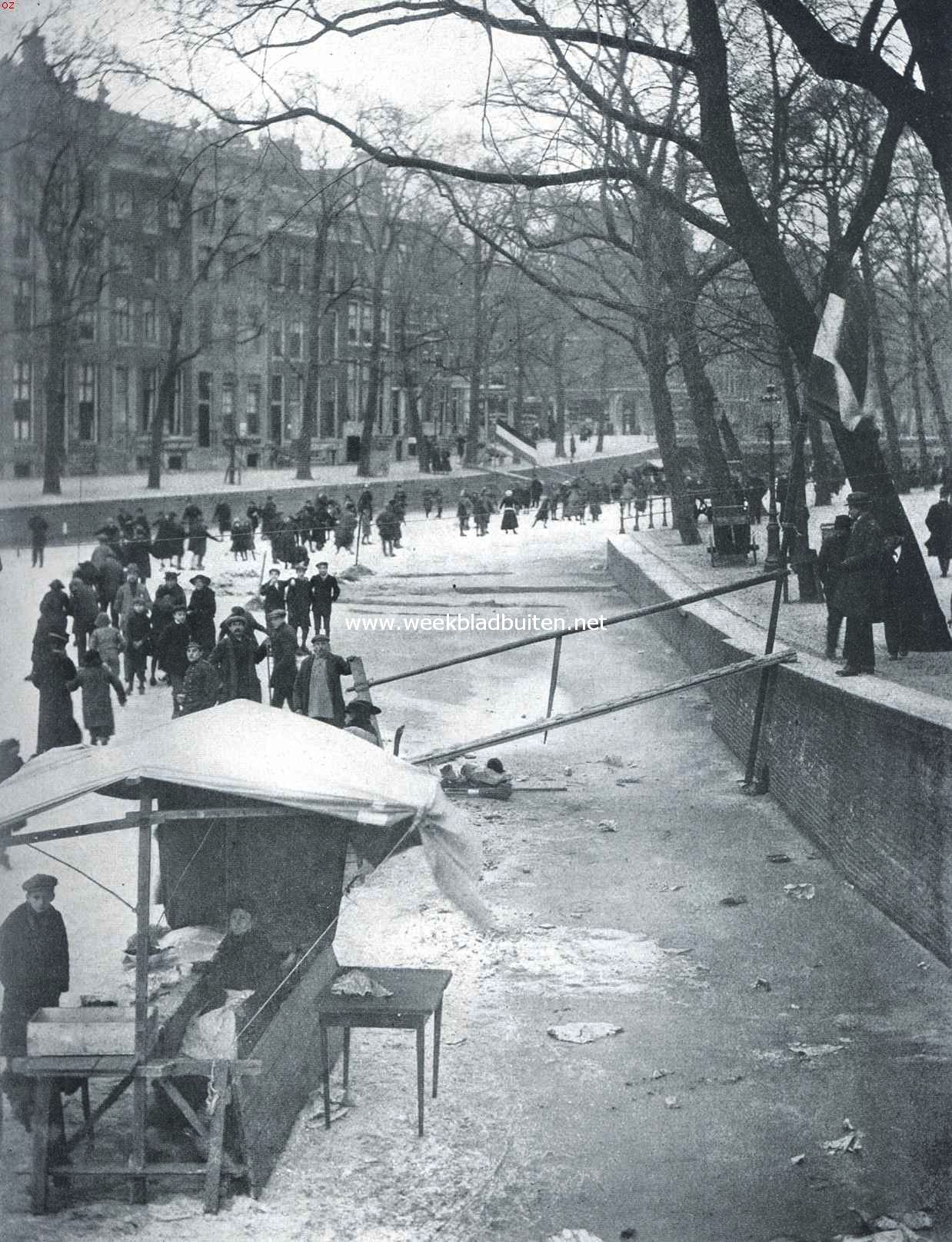 De ijsvreugde op de Heerengracht bij de Raadhuisstraat te Amsterdam