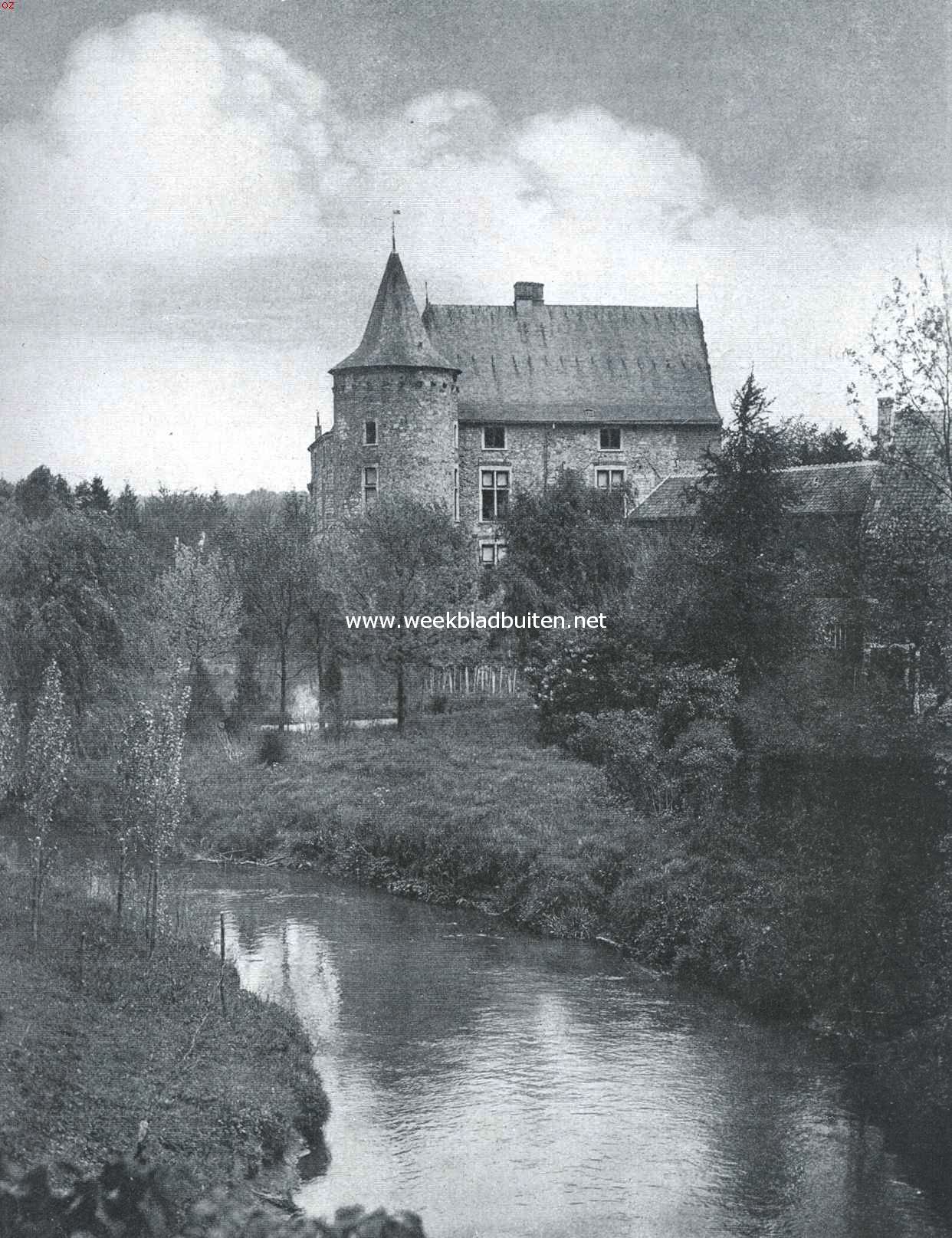Het Kasteel te Wittem in Zuid-Limburg, van de straatzijde gezien