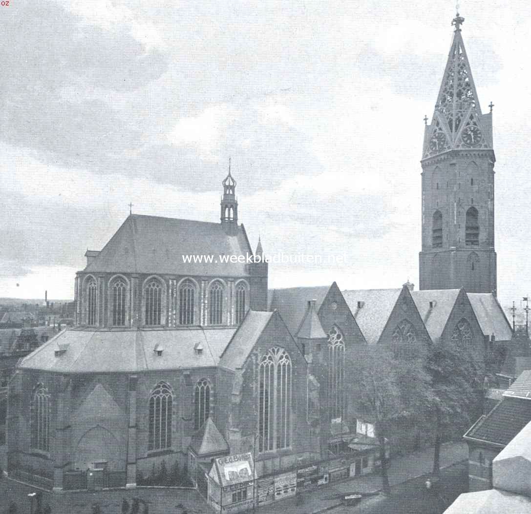 St. Jacob met slaapmuts. Gezicht op de Groote Kerk met den van slaapmuts voorzienen toren