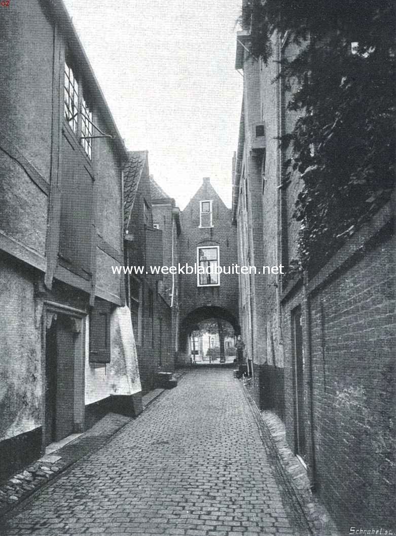 Zierikzee. Het Vrijpoortje. De overwelving is gemaakt in 1643