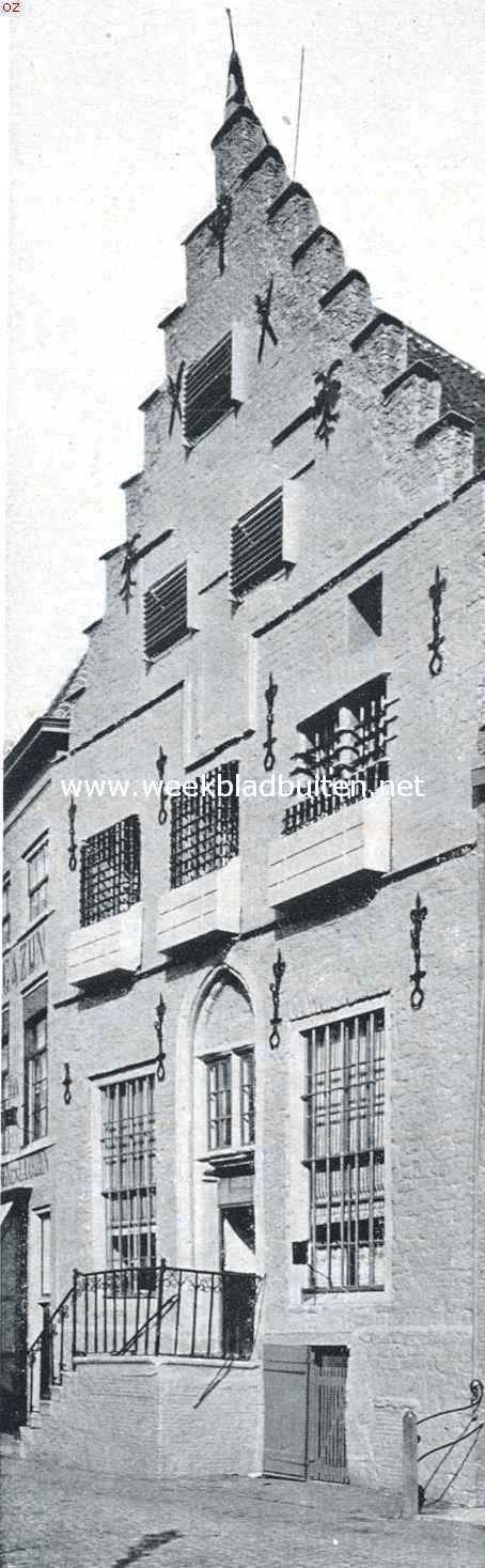 Zierikzee. 's Gravensteen, gebouwd 1524-'26 en steeds bestemd geweest voor gevangenis