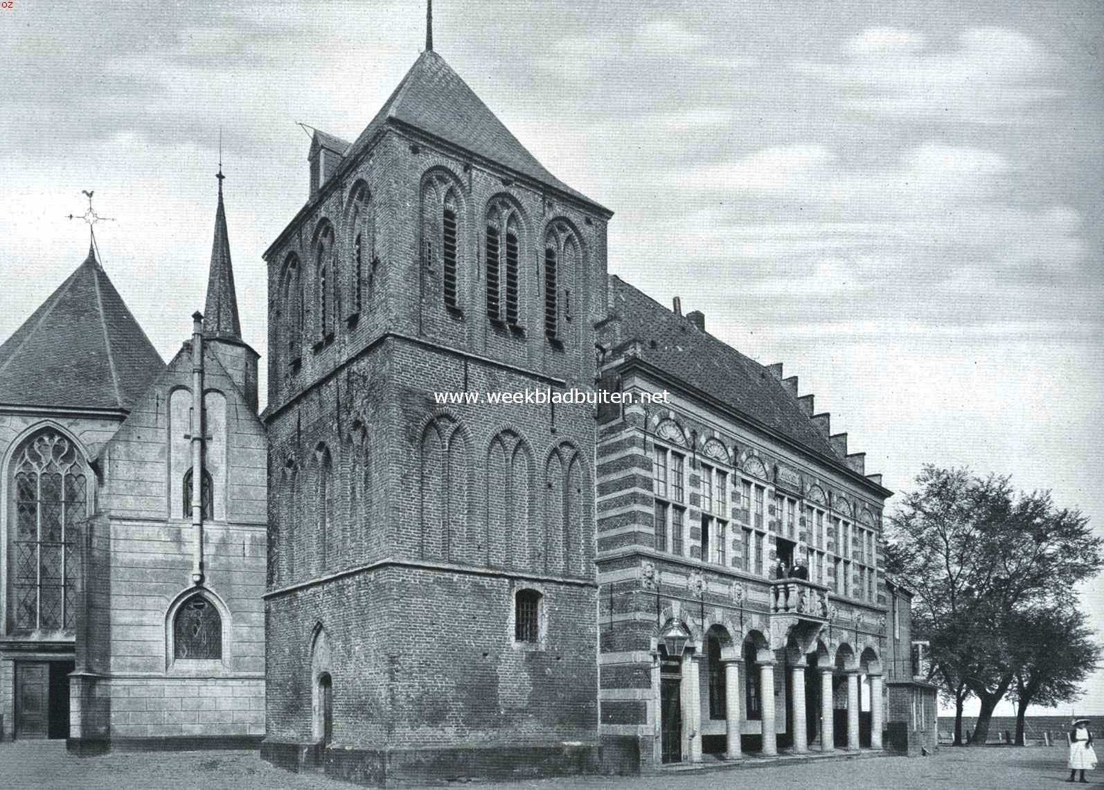 Vollenhove. Raadhuis met toren en Groote Kerk