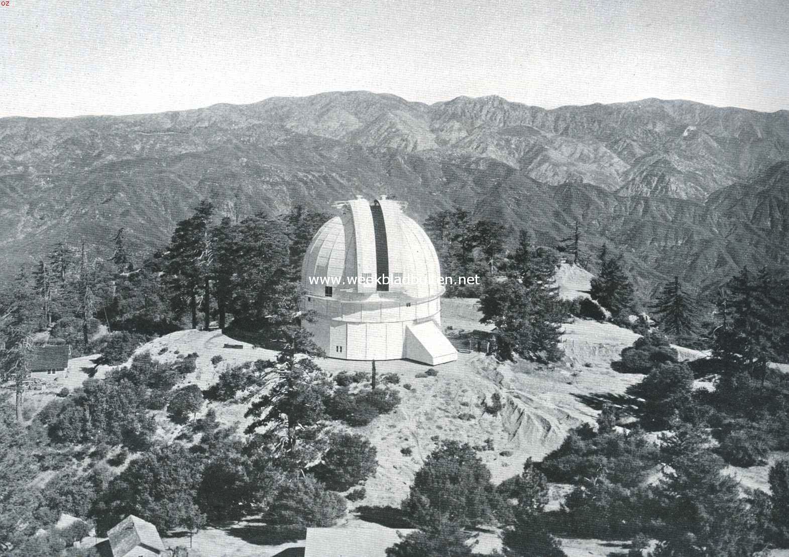 Een historische dag voor de sterrenkunde. De koepel voor den honderd-inch spiegelteleskoop op Mount Wilson (Californi)