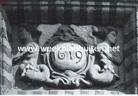 De stad Tholen. Gevelsteen in een huis aan de Kerkstraat (No. 18-19)