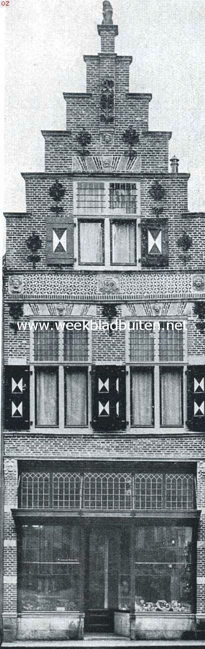 Geveltje te Amersfoort, Langestraat 11, onlangs gerestaureerd onder toezicht van den architect W. van Schaik