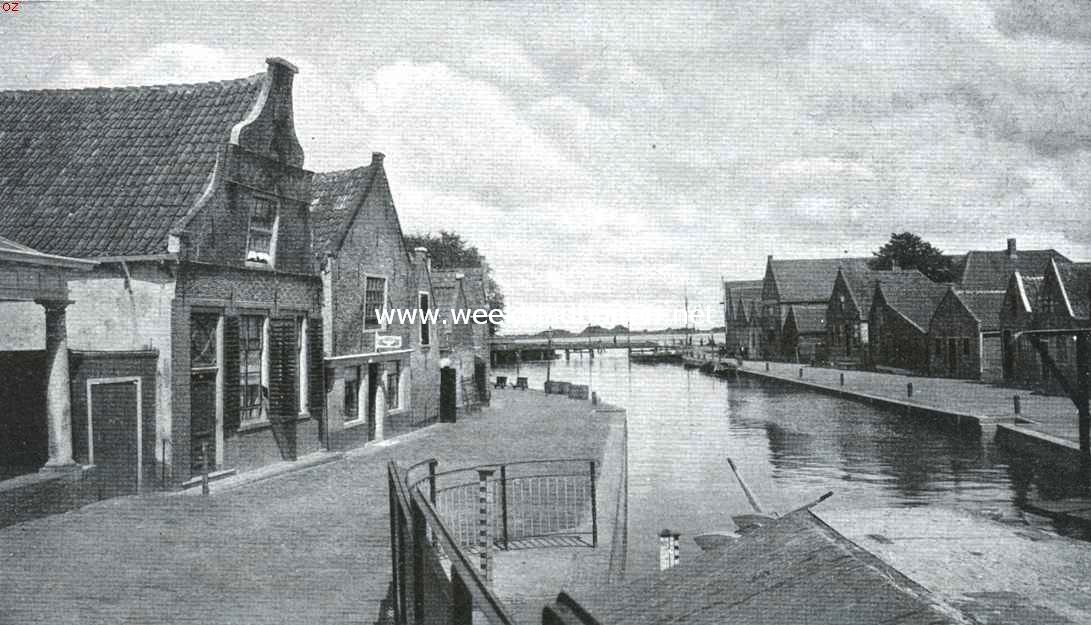 Monnikendam. De Buitenhaven gezien van den Dam