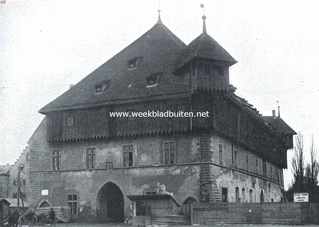 Het in 1388 gebouwde Koopmanshuis te Konstanz, waar het conclave vergaderde tijdens het bekende concilie, waarop Johannes Huss en Hieronymus van Praag ter dood veroordeeld werden