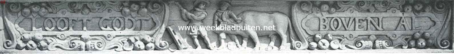 Monnikendam. Snijwerk in de pui van hetzelfde huisje