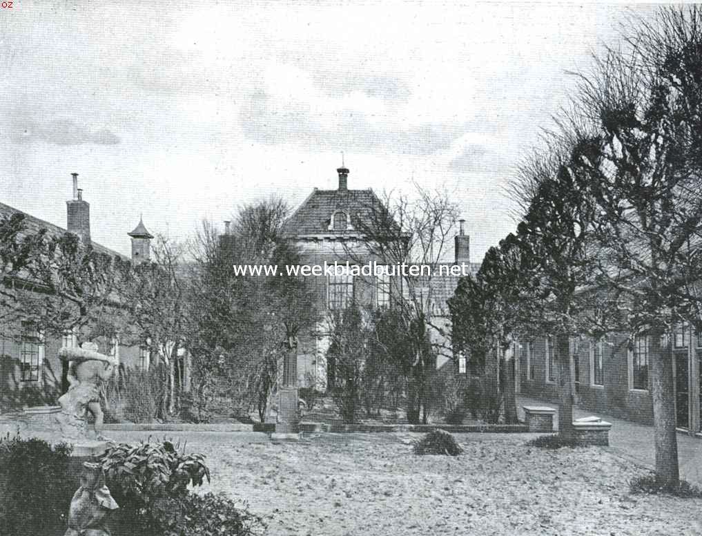 Twee hofjes te Alkmaar. Binnenplaats van het Wildemans-hofje