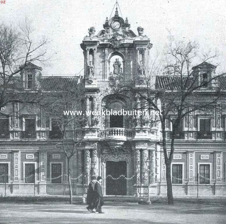 Voorgevel van het Paleis 