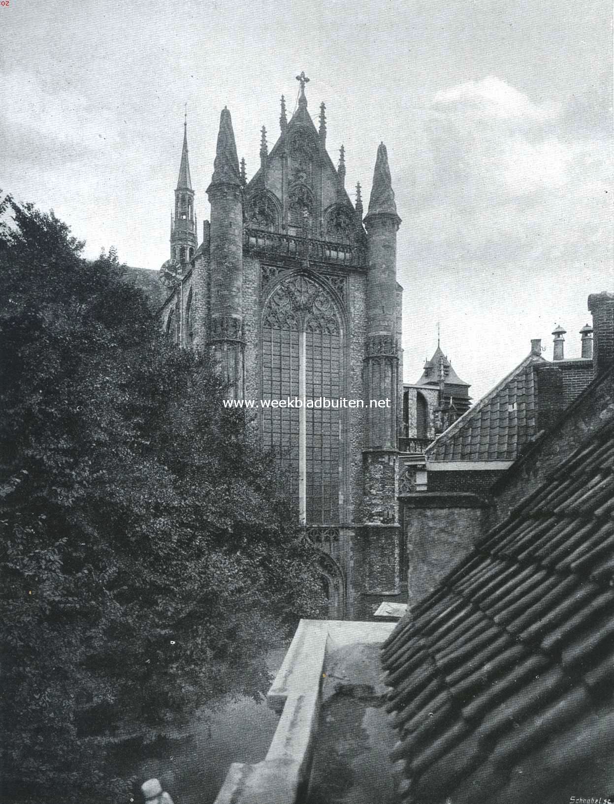 Noordelijke kruisbeukgevel van de Hooglandsche- of St. Pancraskerk te Leiden
