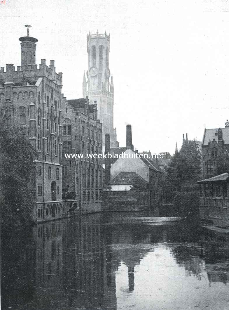 In de hoofdstad van bevrijd West-Vlaanderen. De Rozenhoedkaai en de Halletoren te Brugge