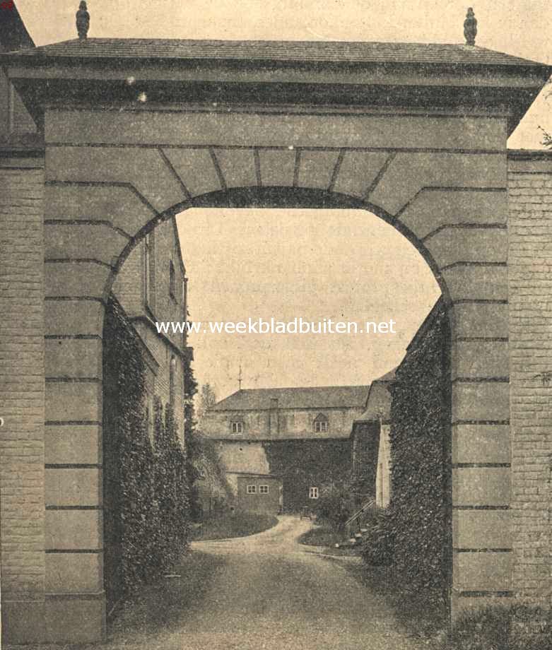 Het kasteel Vaeshartelt te Meerssen. Doorkijkje op den voorhof