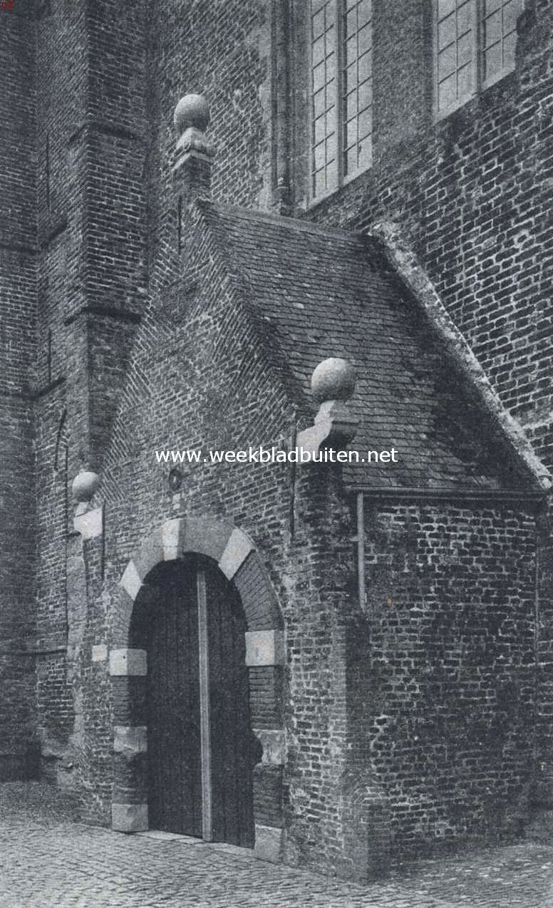 Aardenburg. Voorportaal der Sint Bavo