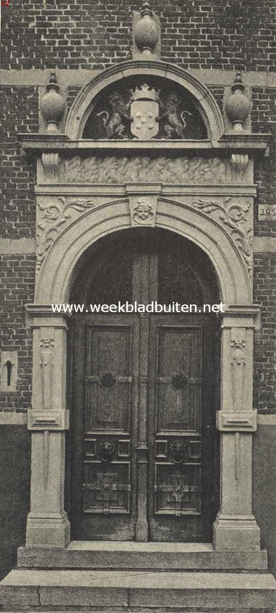 Aardenburg. De ingang van het Weeshuis