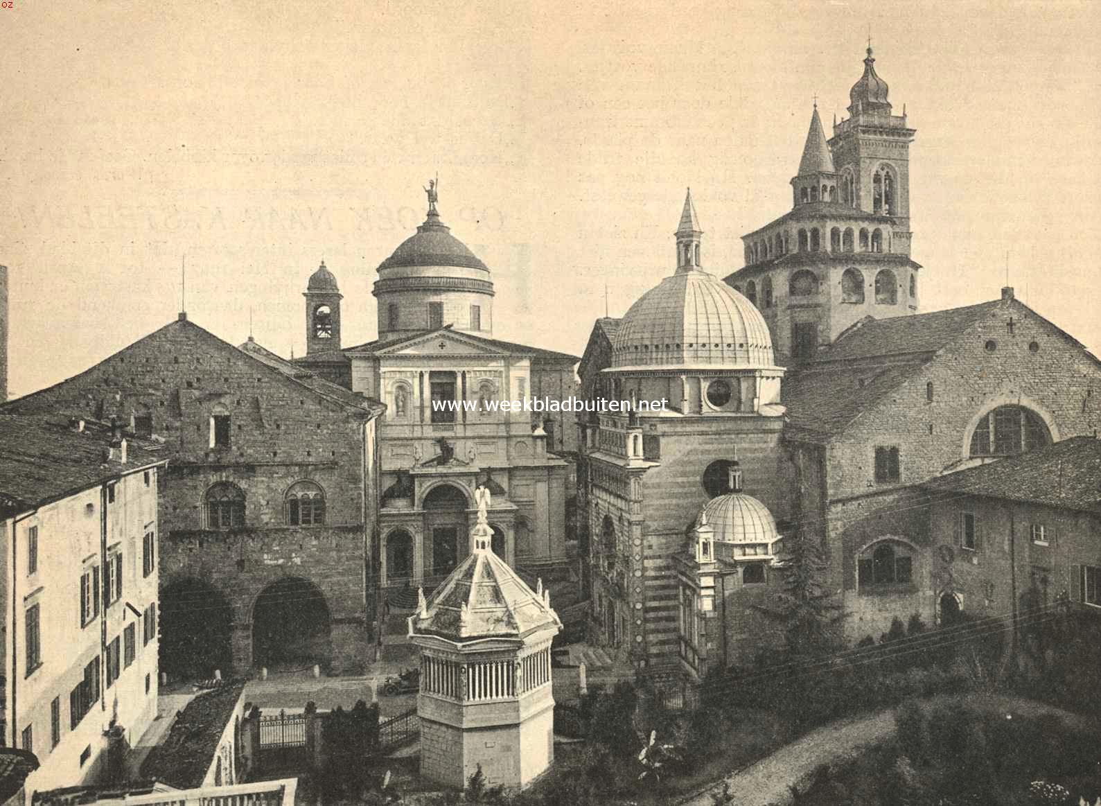 Bergamo. Het Domplein, gezien uit het Bisschoppelijk Paleis