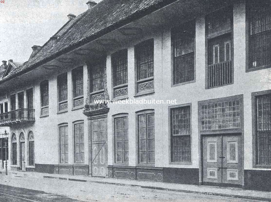 Batavia. Opkomst, bloei, verval. Nog bestaande huizen in de Binnen Nieuwpoortstraat te Batavia