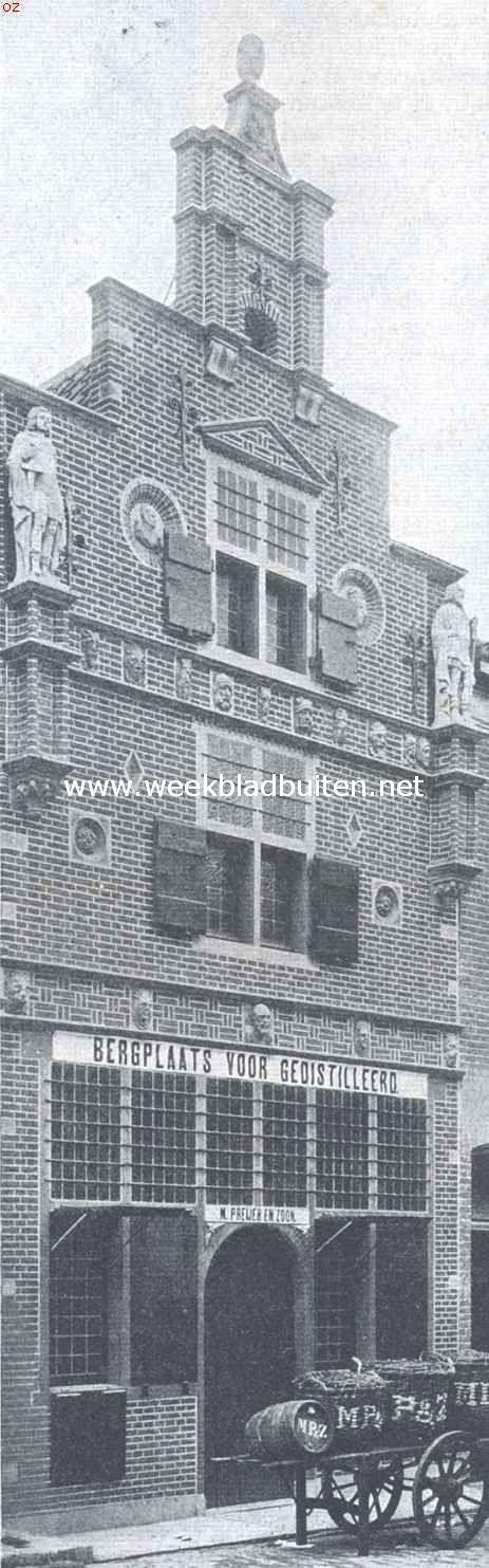 Alkmaar. De gerestaureerde gevel van het z.g.n. 