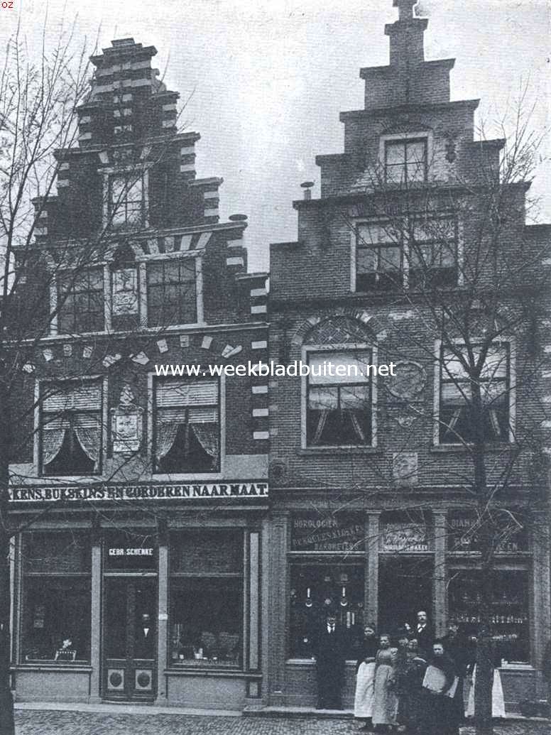 Alkmaar. Oude gevels aan de Mient te Alkmaar. Rechts het geboortehuis van mevrouw Bosboom-Toussaint