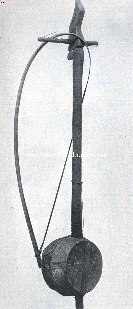 Indische speeltuigen. 18. Garadap, Z. en O.-afd. Borneo