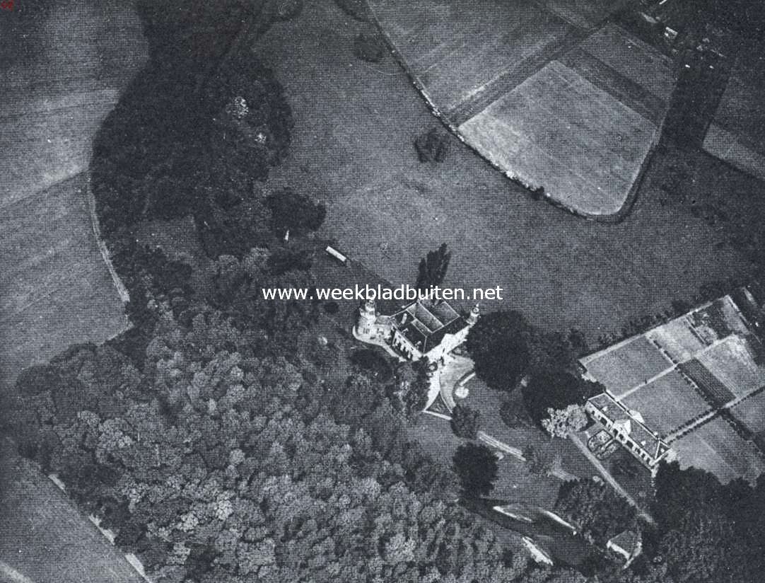 Nederlandsche kasteelen, uit een vliegmachine gefotografeerd. II. Het kasteel Hackfort bij Vorden