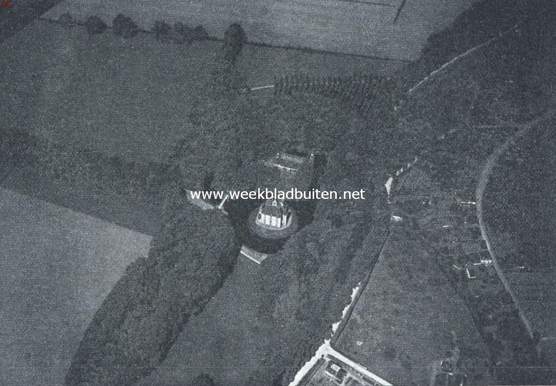 Nederlandsche kasteelen, uit een vliegmachine gefotografeerd. III. Het Huis te Soelen bij Tiel