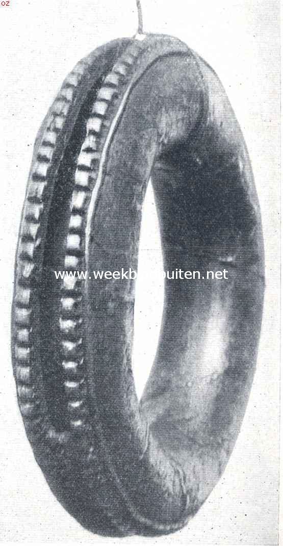 Indische speeltuigen. 35. Getang, Z. en O. afd. Borneo
