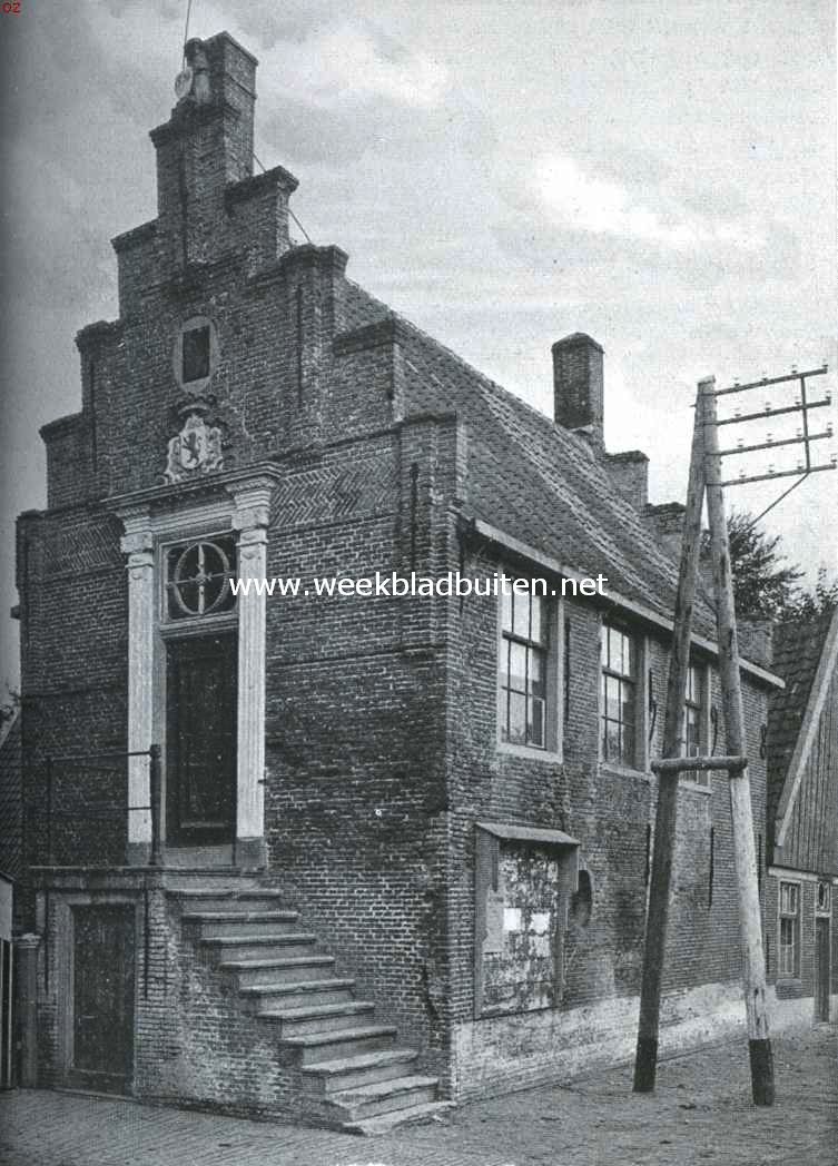 Oude Noord-Holl. Raadhuisjes. Voormalig raadhuis te Spanbroek