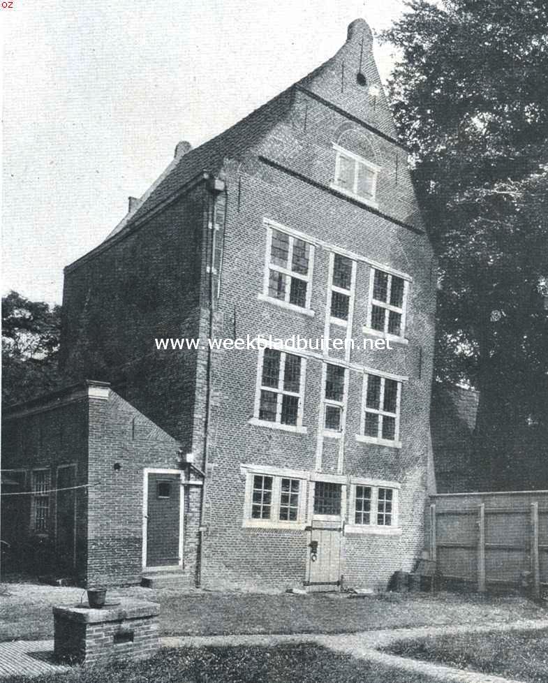 De oude gevangenis te Enkhuizen, sinds langen tijd buiten gebruik, doch nog verscheidene cellen bevattende