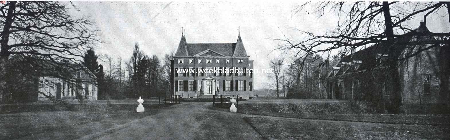 Het kasteel Hardenbroek. Met voorhof en bijgebouwen