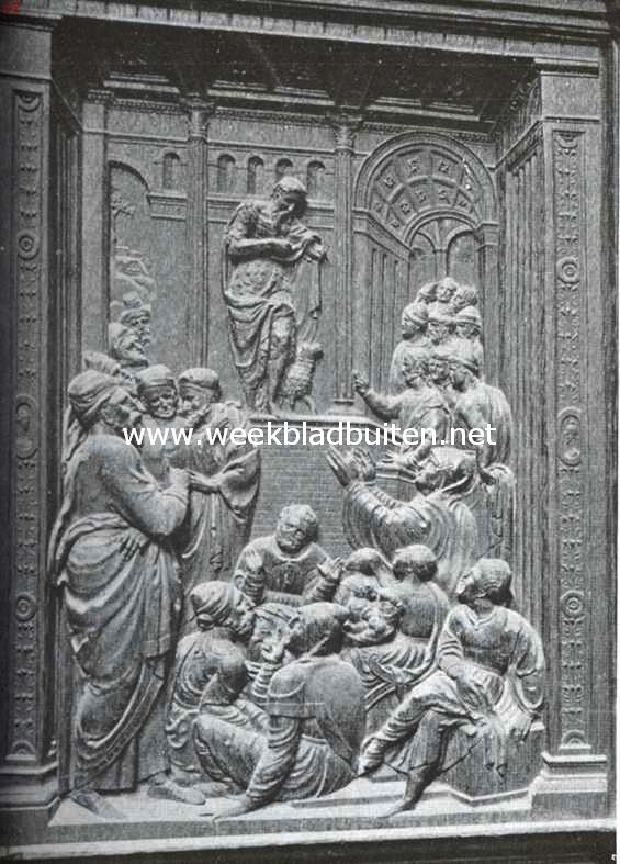 De St. Jans Kathedraal te 's Hertogenbosch. Een der vakken van den preekstoel in de St. Jans Kathedraal