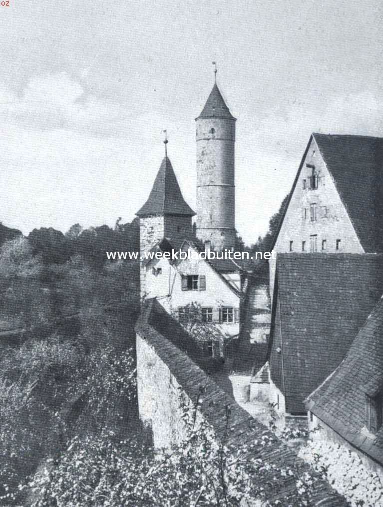 Een mooi oud Duitsch stadje. Bij de oude muren van Dinkelsbhl