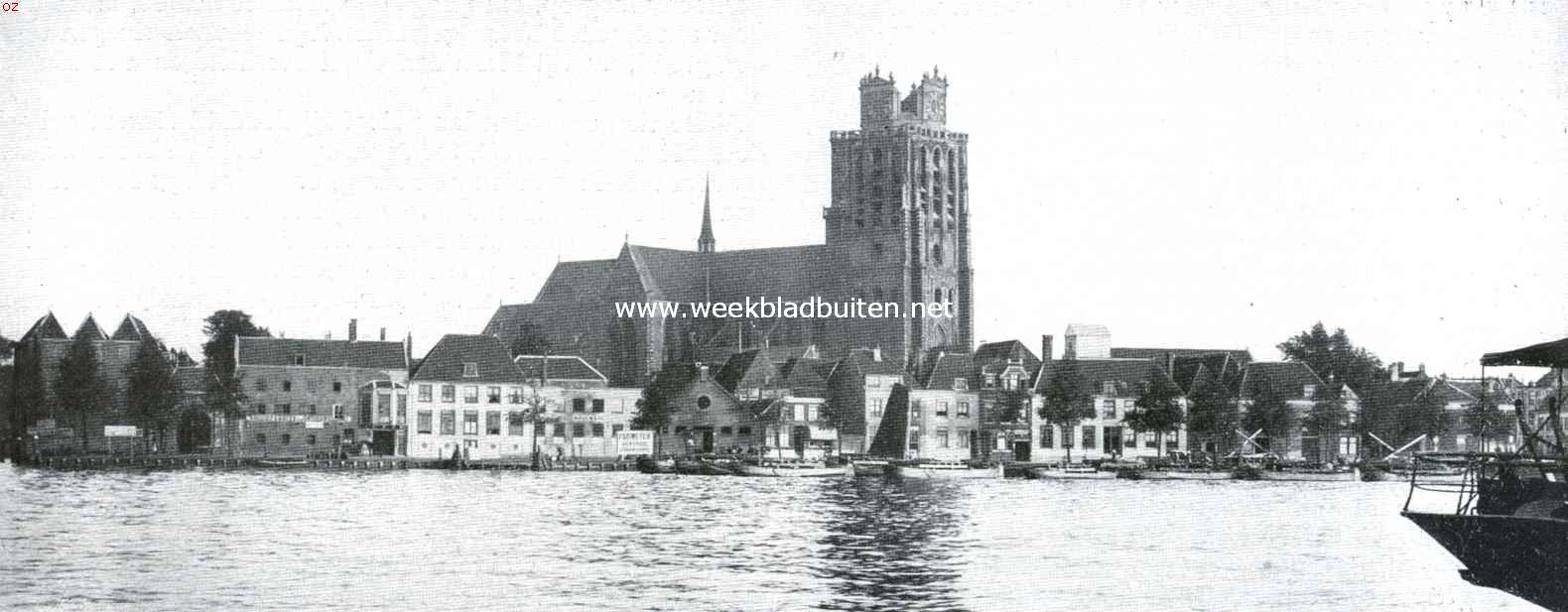 Dordrecht's stadspoorten. Gezicht van den Zwijndrechtschen wal op de Dortsche huizenrij met het Catherijnepoortje