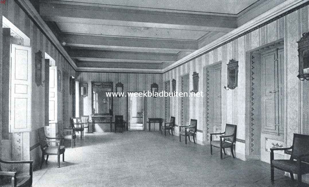 Ajaccio. De Groote Zaal in het geboortehuis van Napoleon