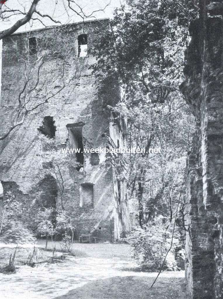 De rune van het kasteel Duurstede. De dertiende-eeuwsche donjon