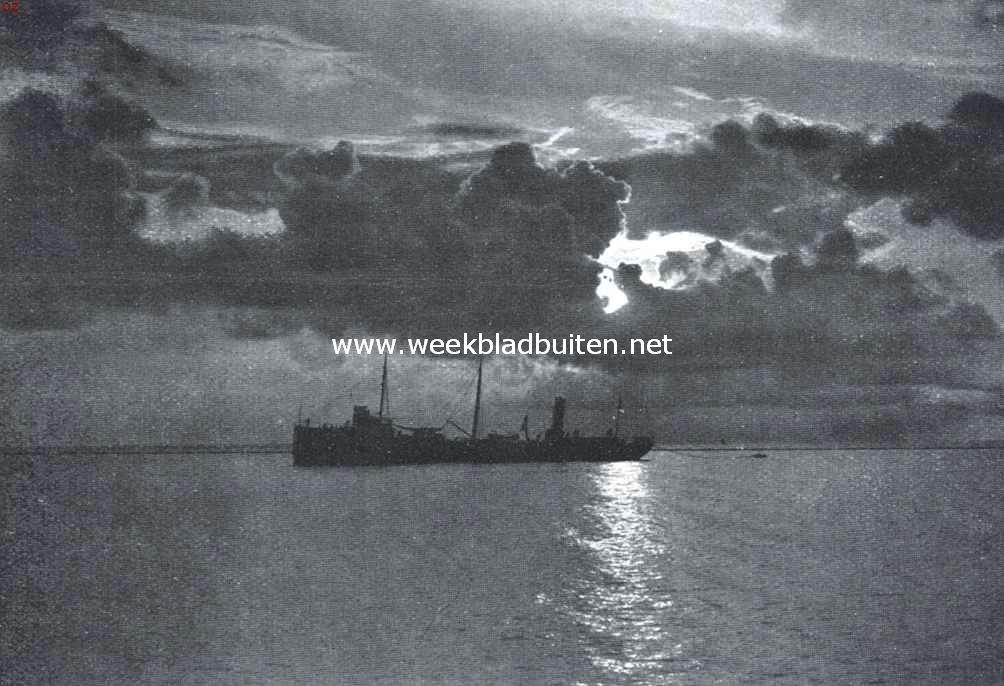 Maannacht in de haven van Tandjong Priok