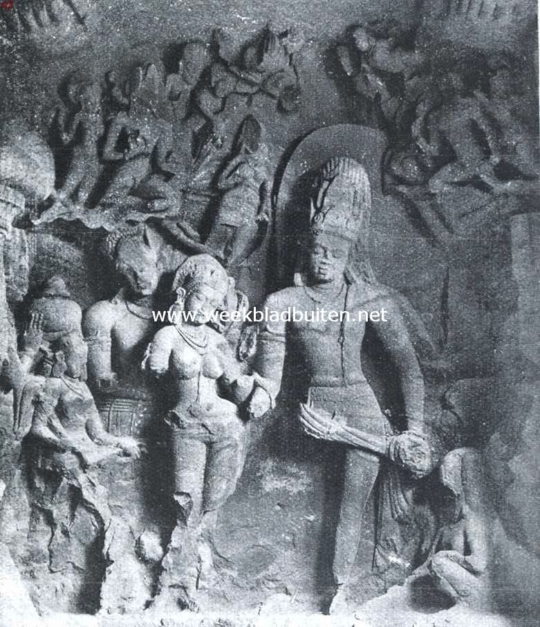 Hindoestisch relief in een rotstempel op Elephanta 2