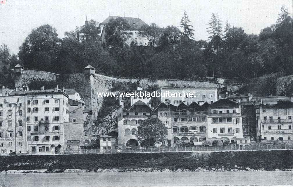 Salzburg. Oude huizen aan de Steinquai